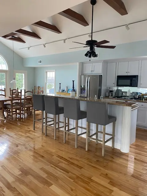 41 Osborne Ave, Bay Head, NJ 08742-4622