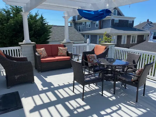 41 Osborne Ave, Bay Head, NJ 08742-4622
