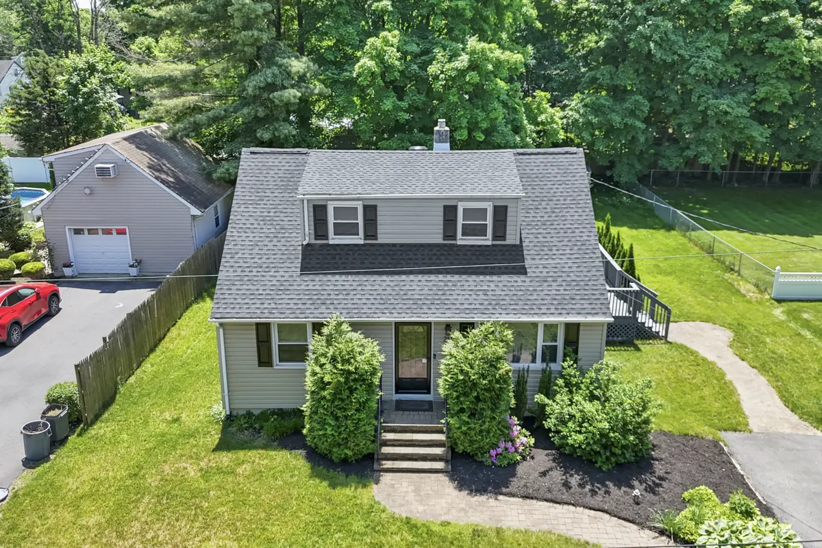 217 Sunset Ave, Hightstown, NJ 08520-3503