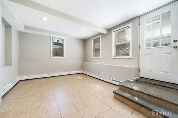 39 N Washington St #1, Tarrytown, NY 10591-3373