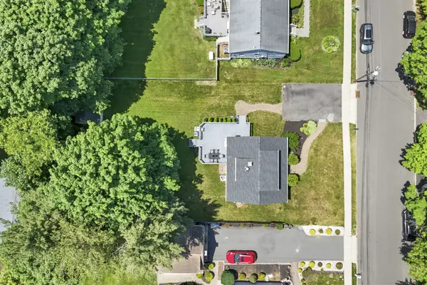 217 Sunset Ave, Hightstown, NJ 08520-3503