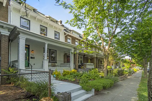 1722 Bay St SE, Washington, DC 20003-1646
