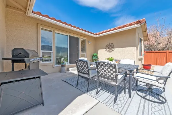 207 La Costa Ave, Dayton, NV 89403-8724