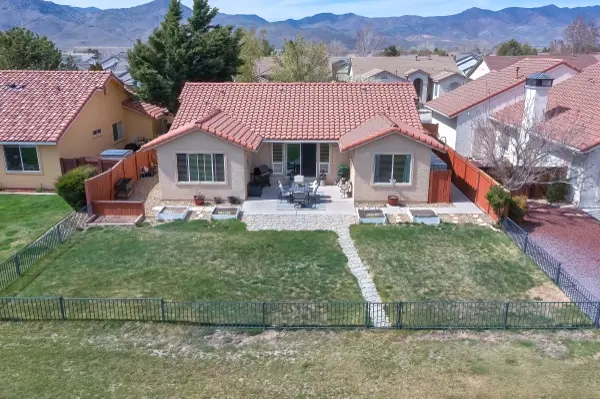 207 La Costa Ave, Dayton, NV 89403-8724