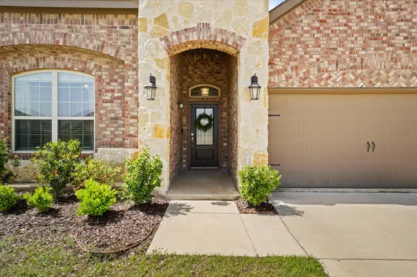 2701 Ainsworth Rd, Aubrey, TX 76227-2149