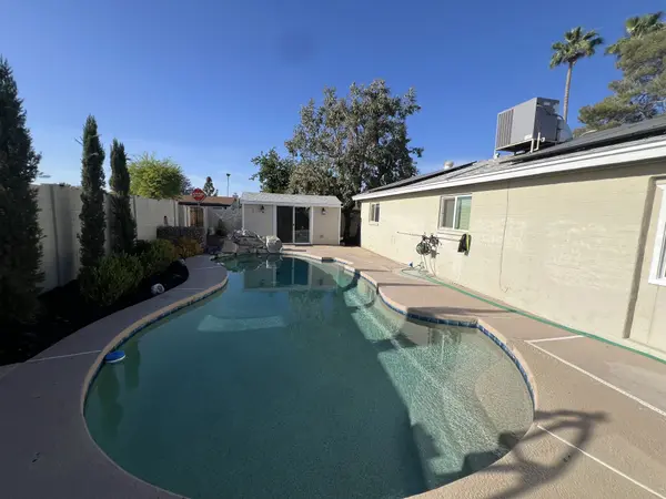 790 N MEADOWS DR, Chandler, AZ 85224