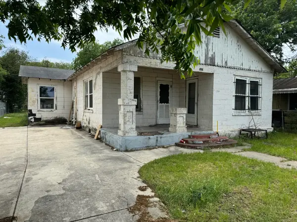 320 Hazel St, San Antonio, TX 78207-7706