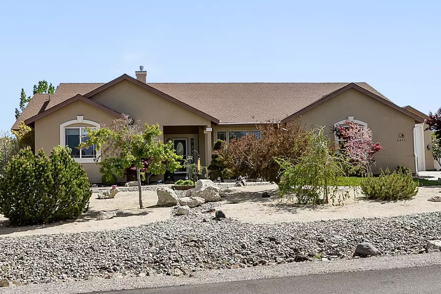 1079 Rawhide Dr, Fernley, NV 89408-9193