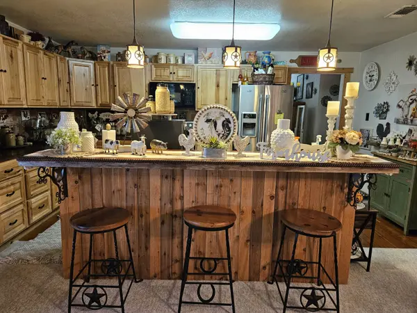 1105 S Commerce St, Ranger, TX 76470-2658