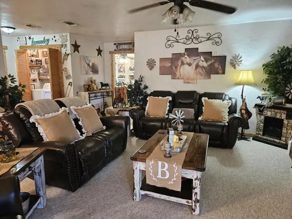 1105 S Commerce St, Ranger, TX 76470-2658
