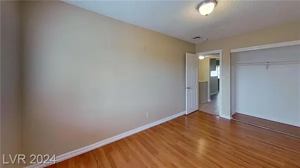 2128 Bassler St, North Las Vegas, NV 89030-6526