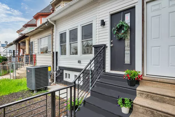 5108 Warrington Ave, Philadelphia, PA 19143-4226