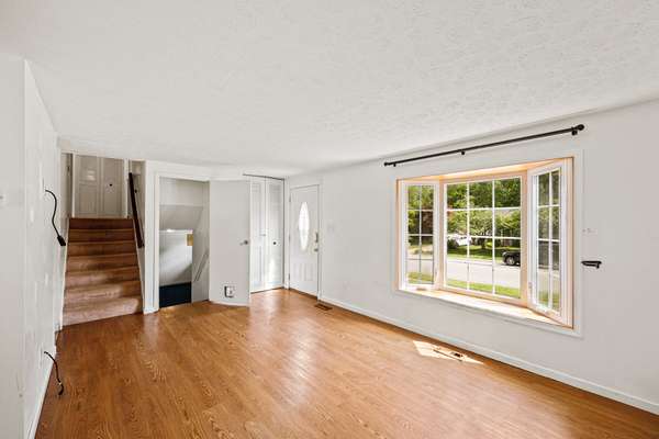 326 Royal Oak Dr, Bel Air, MD 21015-6255