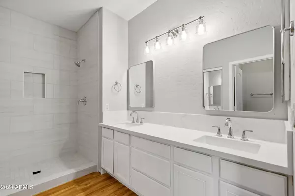 Phoenix, AZ 85048-2097,16832 S Blue Ct