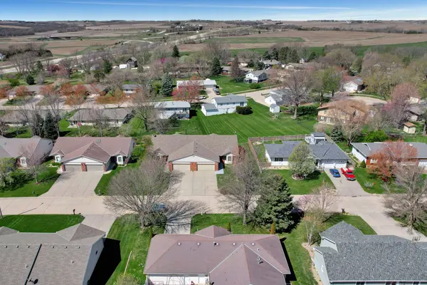 909 Palora Cir, Nebraska City, NE 68410-3372