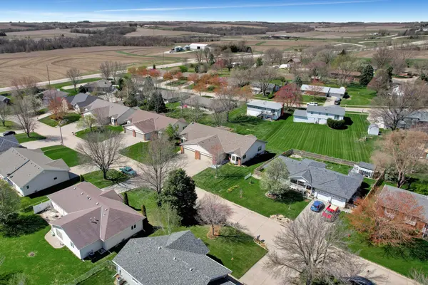 909 Palora Cir, Nebraska City, NE 68410-3372