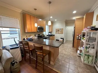 11 Woodlawn St #2, Jamaica Plain, MA 02130-4101