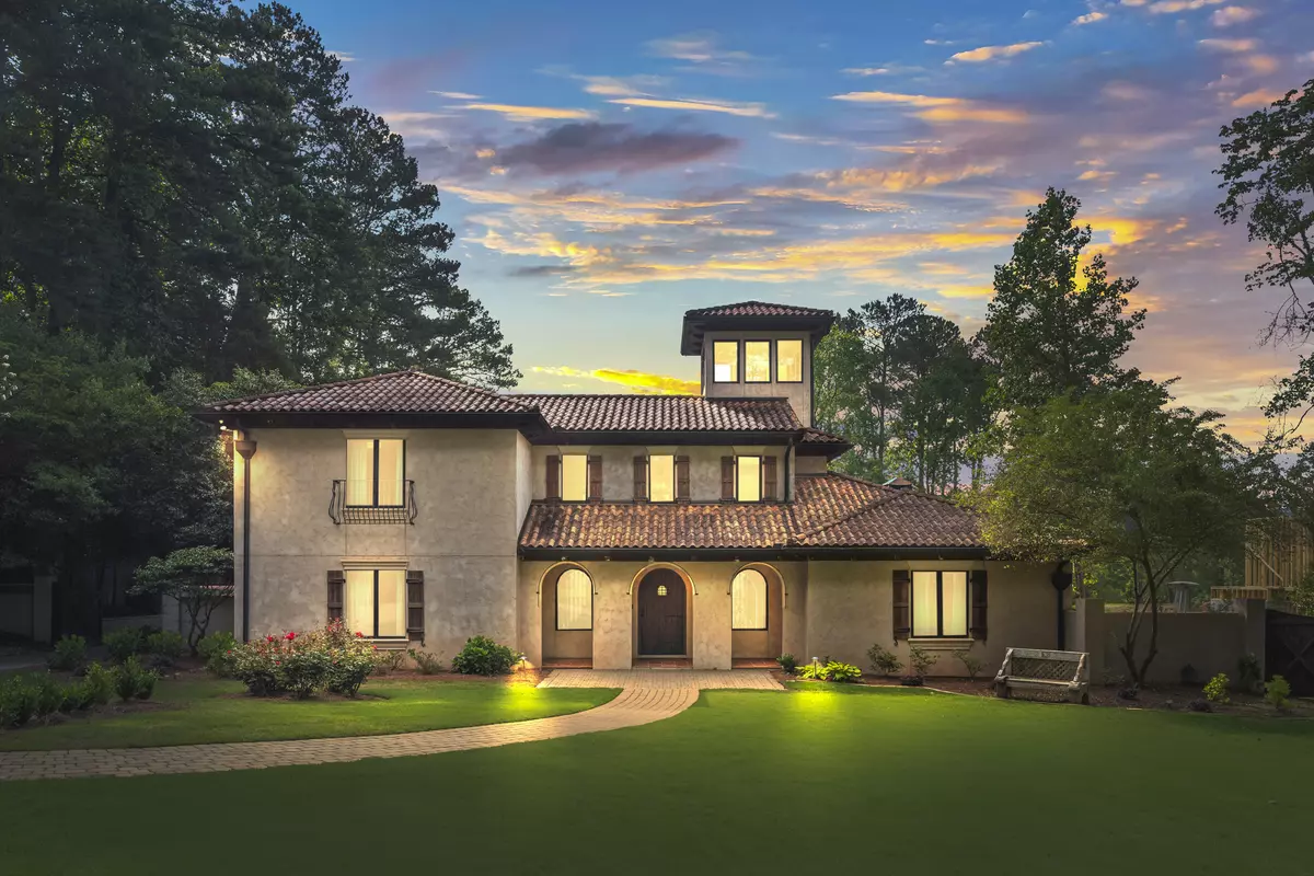 Marietta, GA 30067-4016,130 Woodlawn Dr NE