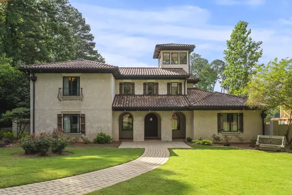 Marietta, GA 30067-4016,130 Woodlawn Dr NE