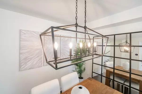 42 Toscana Rd Vaughan, ON L4H 1L5