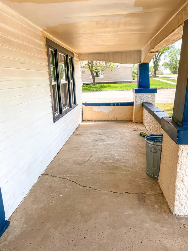 408 Timmons St, Scobey, MT 59263-7794