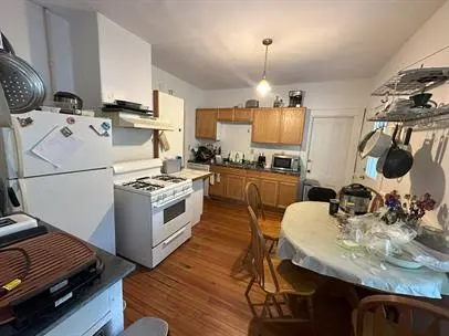 285 Chestnut Ave #2, Jamaica Plain, MA 02130-4415