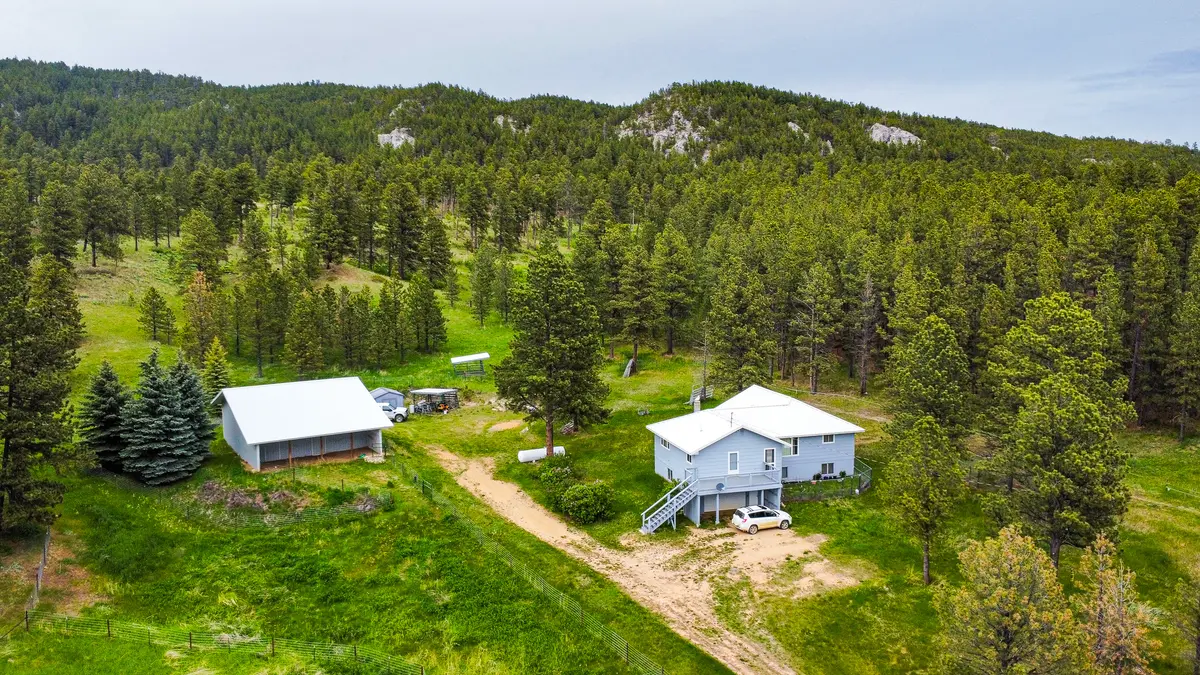 359 Whitcomb St, Zortman, MT 59546