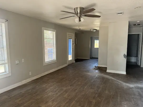 326 Bickley Blvd, San Antonio, TX 78221-4008