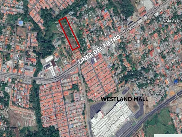 Prime Real Estate Opportunity: 2.5 Hectares of Land for Sale in Vista Alegre, Arraiján,Lina Pereira