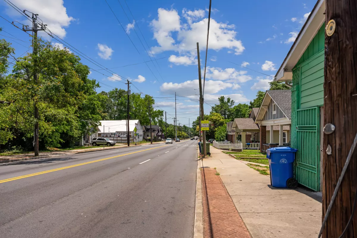 Atlanta, GA 30310-2818,636 Lillian Ave SW