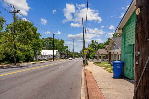 636 Lillian Ave SW, Atlanta, GA 30310-2818