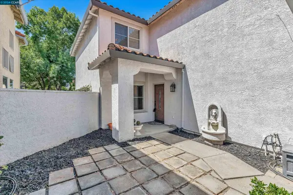 5415 San Carlos Way, Rocklin, CA 95765-5155