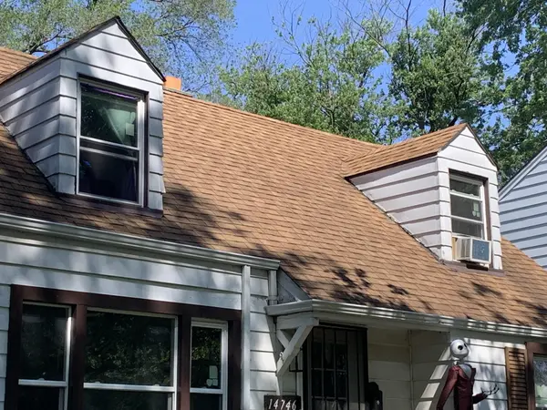 14746 Grant St, Dolton, IL 60419-2656