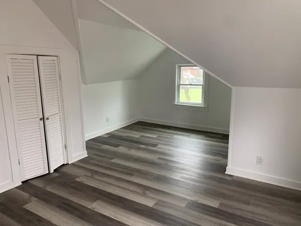 268 E 140th Pl, Dolton, IL 60419-1102