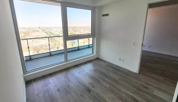 Vaughan, ON L4K,1000 Portage Pkwy #2902