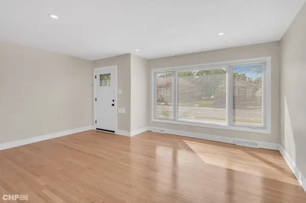 2246 W 71st St, Chicago, IL 60636-3646
