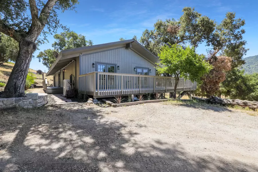 19235 Cachagua Rd, Carmel Valley, CA 93924-9377