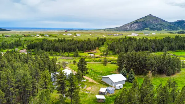 359 Whitcomb St, Zortman, MT 59546