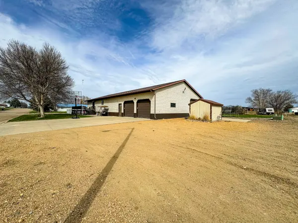 501 S 8th Ave E, Malta, MT 59538-8856