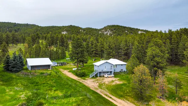 359 Whitcomb St, Zortman, MT 59546