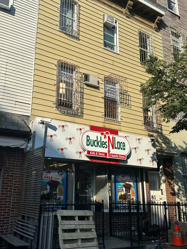 Brooklyn, NY 11206-2901,81 Harrison Ave #22 wide! #22 wide!