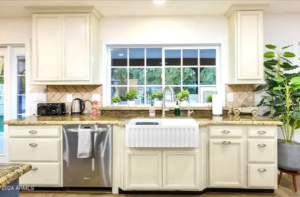 5924 E HEARN RD, Scottsdale, AZ 85254