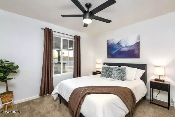 5924 E HEARN RD Scottsdale, AZ 85254