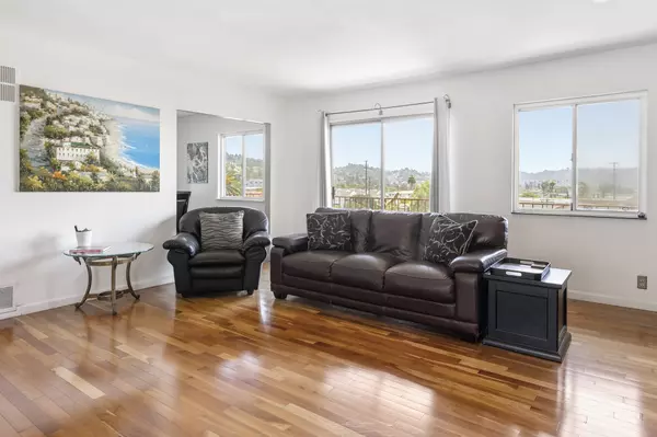 3118 Weldon Ave Los Angeles, CA 90065-2953