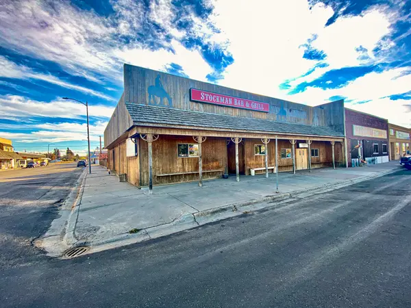 64 S 1st St E, Malta, MT 59538-9004