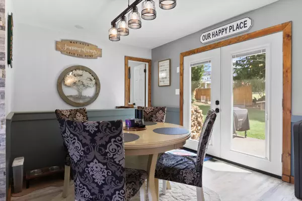 43 S Cedarbrook Rd South Whitehall Twp, PA 18104-5701