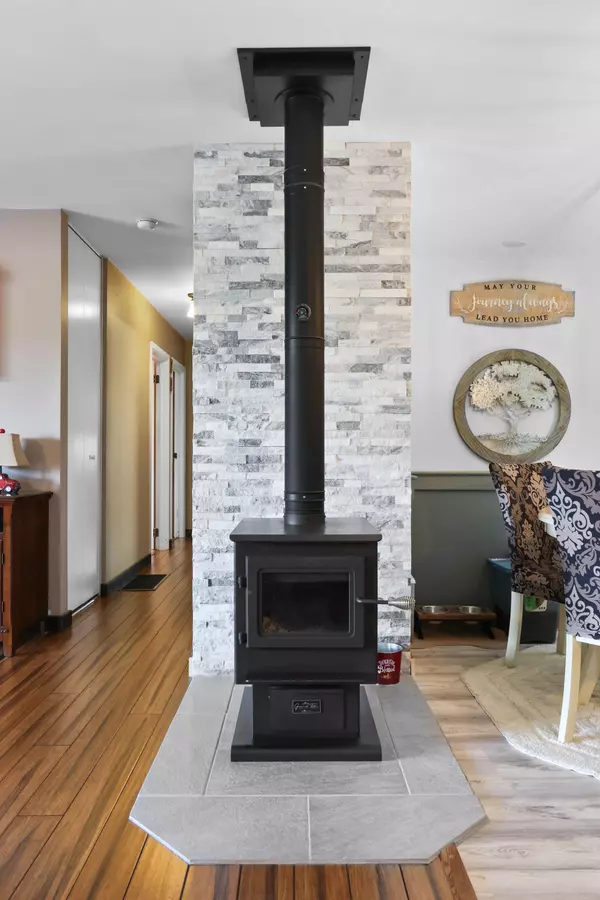 43 S Cedarbrook Rd South Whitehall Twp, PA 18104-5701