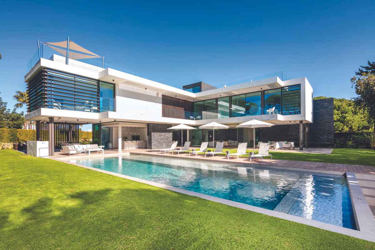 Stunning Contemporary Golf-Front Villa in Vale do Lobo Algarve #QPSAA, Portugal,