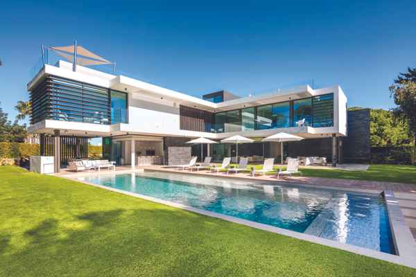 Stunning Contemporary Golf-Front Villa in Vale do Lobo Algarve #QPSAA, Portugal,