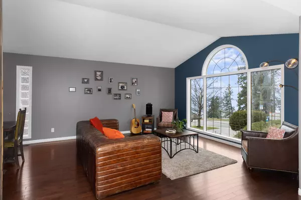 Kelowna, Columbia V1V 1N2,145 Magic Drive